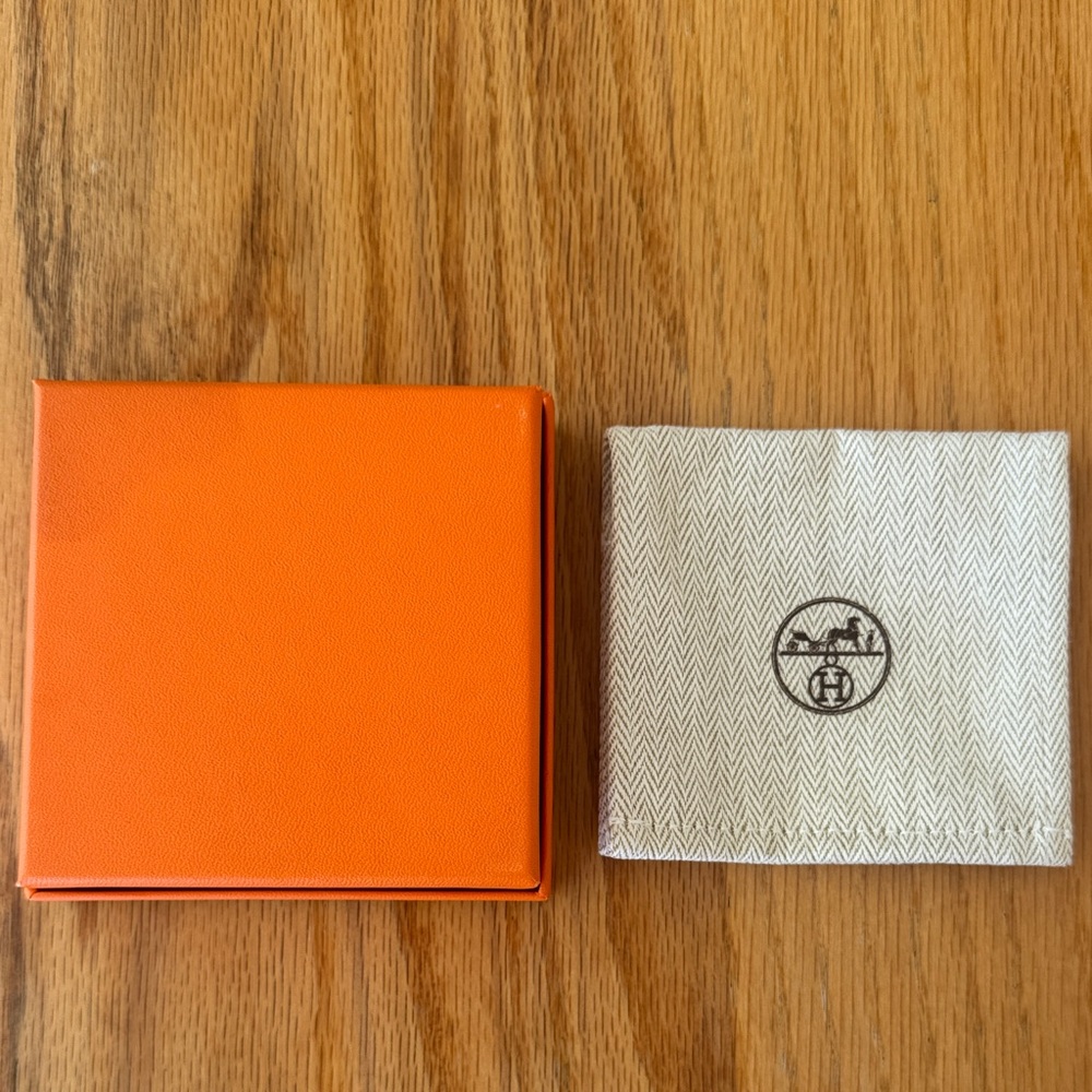 Hermès Signature Orange Gift Box with Cloth Bag - Picture 5 of 5